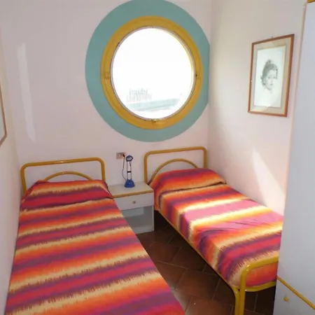 Apartment Beachside With Terrace Bibione